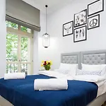 Old Town At Topolowa Couette-café 4*